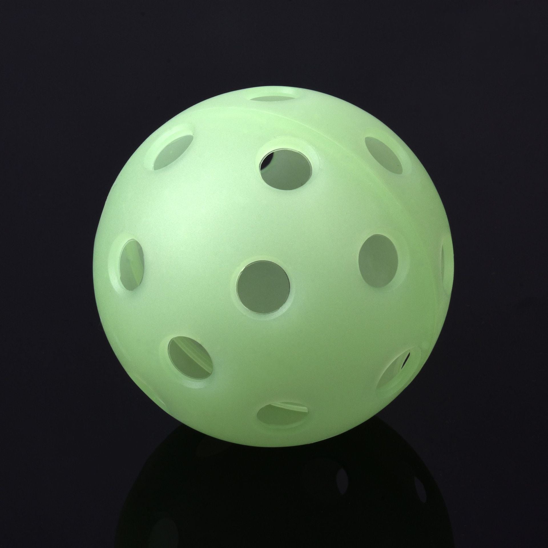 Outdoor Pickleball | 40 & 26 Hole Balls